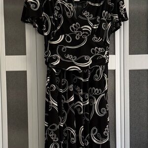 London Times Black and White Swirl Midi Dress